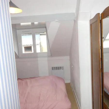 Apartament D'une Avec Vue Sur La Ville Jardin Clos Et Wifi A *