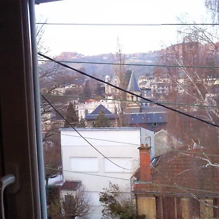 D'une Avec Vue Sur La Ville Jardin Clos Et Wifi A Apartament Bourboule